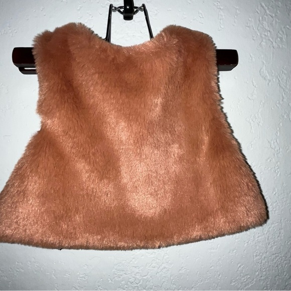 Kid's Rachel Zoe Peach Pink Faux Fur Vest - Picture 5 of 6